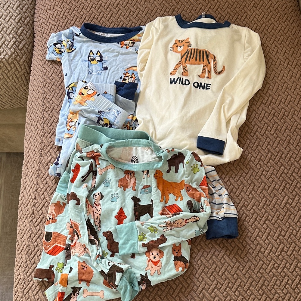 Cute Animal Print Baby Pajamas Set
